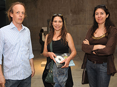 Gian Paolo Minelli, Claudia Zaldívar y Alexia Tala