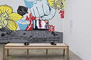 Sala 3 - So Many Ways To Hurt You (The Life and Times of Adrian Street), 2010 (video y pintura mural de Pablo Harymbat)