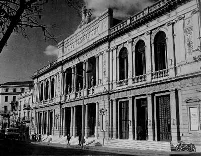 Fernando Tamburini, V. Meano y Julio Dormal. Teatro Col&oacute;n