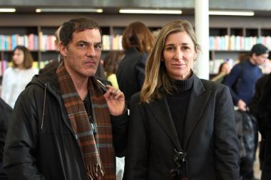 Mat&iacute;as Duville, Amparo D&iacute;scoli