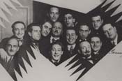 Grupo futurista reunido para el primer convenio futurista en Milán en 1924
